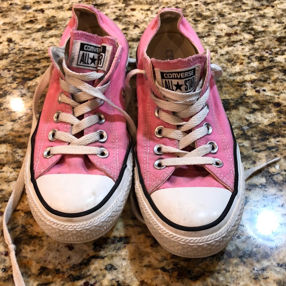 Converse - Picture 2 of 4